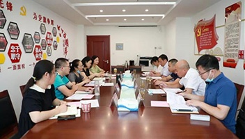 集團(tuán)領(lǐng)導(dǎo)調(diào)研楚云文化公司