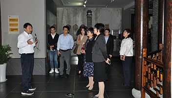 省農(nóng)業(yè)科學(xué)院專家蒞臨集團(tuán)考察交流