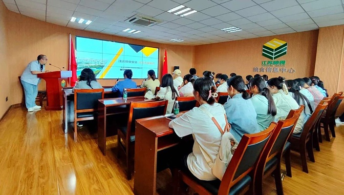 走進“大國糧倉”，探秘“儲糧故事”